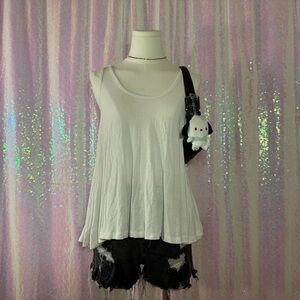White Ruffle Back Flowy Y2K Tank Top (M) ★彡